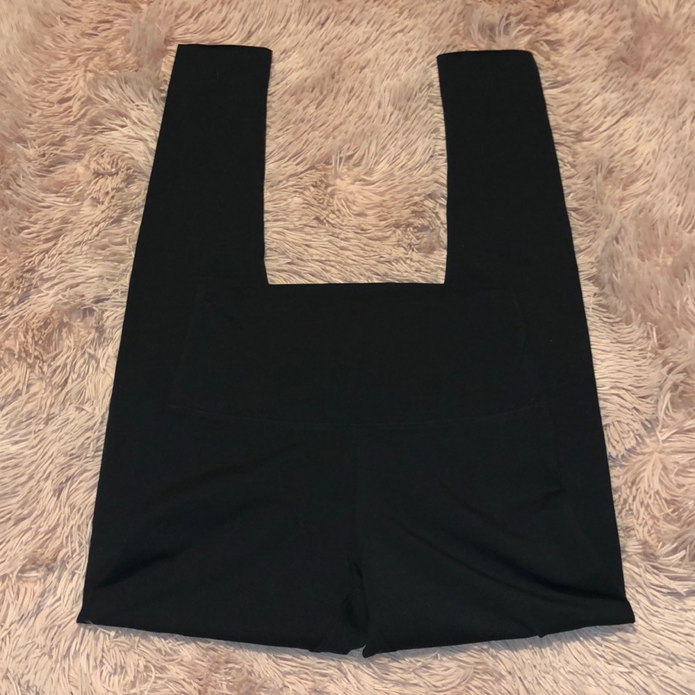 Aritzia leggings